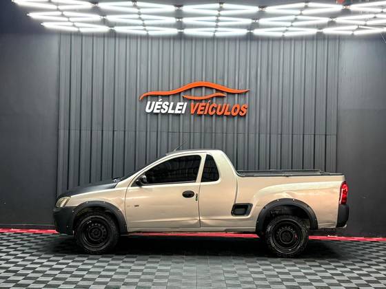 CHEVROLET MONTANA 1.8 MPFI CONQUEST CS 8V FLEX 2P MANUAL CHEVROLET MONTANA 1.8 MPFI CONQUEST CS 8V FLEX 2P MANUAL